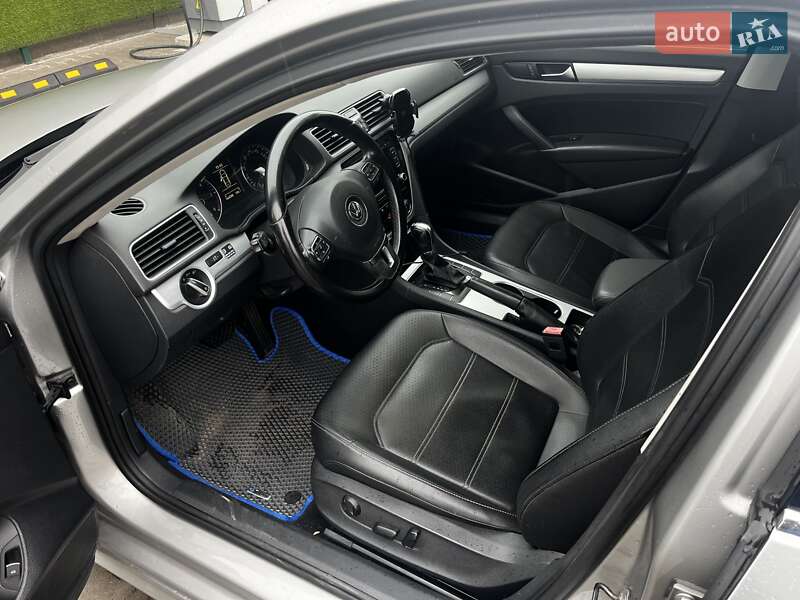 Volkswagen Passat 2012