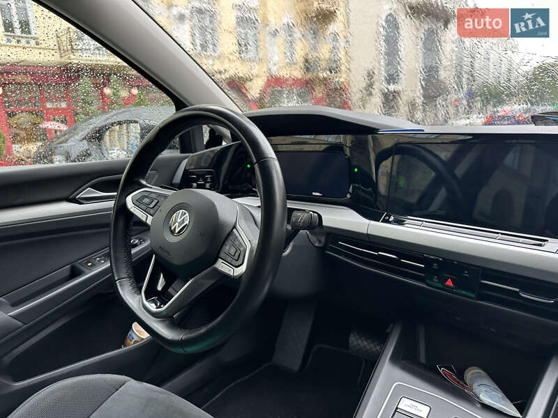 Volkswagen Golf 2022