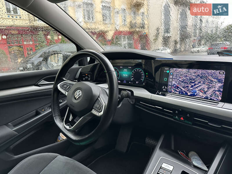 Volkswagen Golf 2022