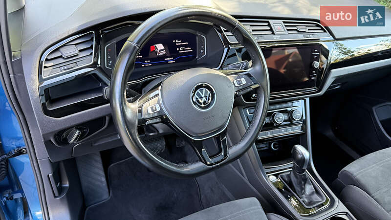 Volkswagen Touran 2022