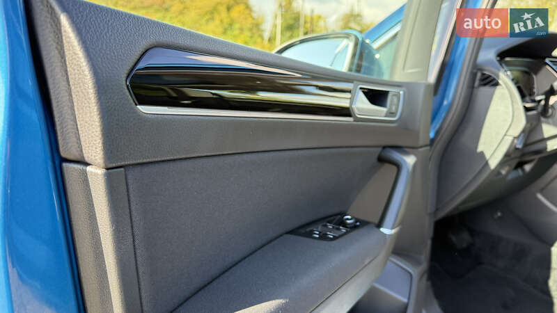 Volkswagen Touran 2022