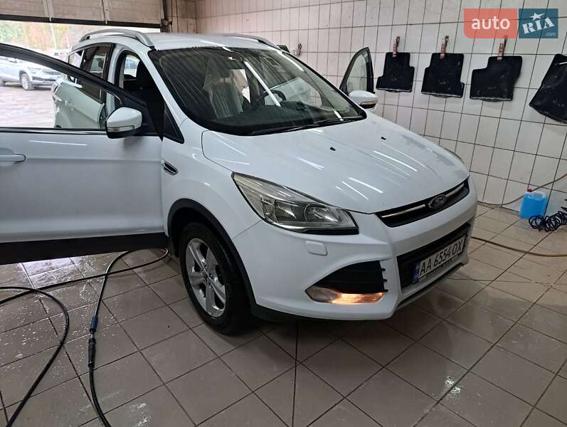 Ford Kuga 2015