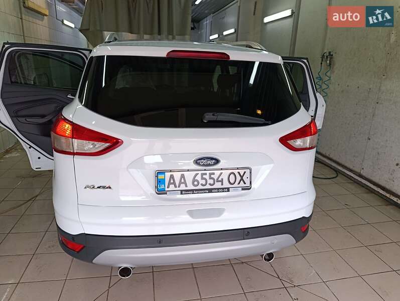 Ford Kuga 2015