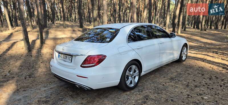 Mercedes-Benz E-Class 2017