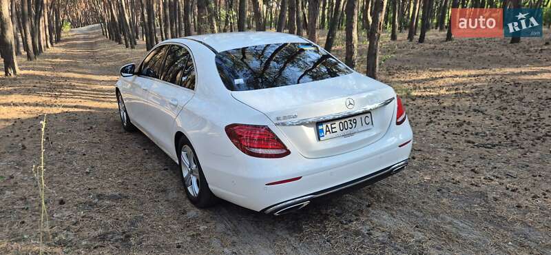 Mercedes-Benz E-Class 2017