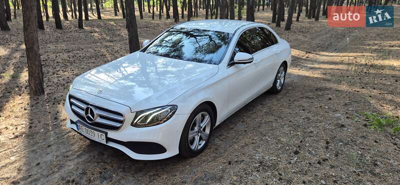 Mercedes-Benz E-Class 2017