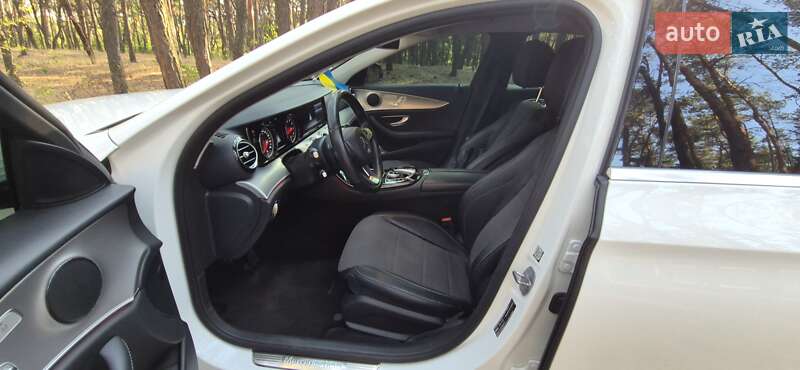 Mercedes-Benz E-Class 2017