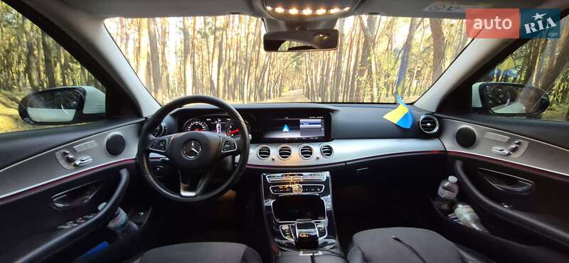 Mercedes-Benz E-Class 2017