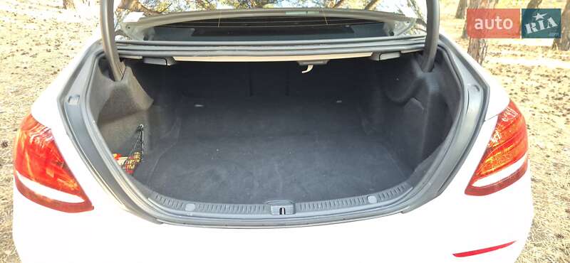 Mercedes-Benz E-Class 2017