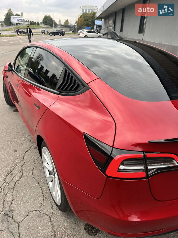 Tesla Model 3 2022