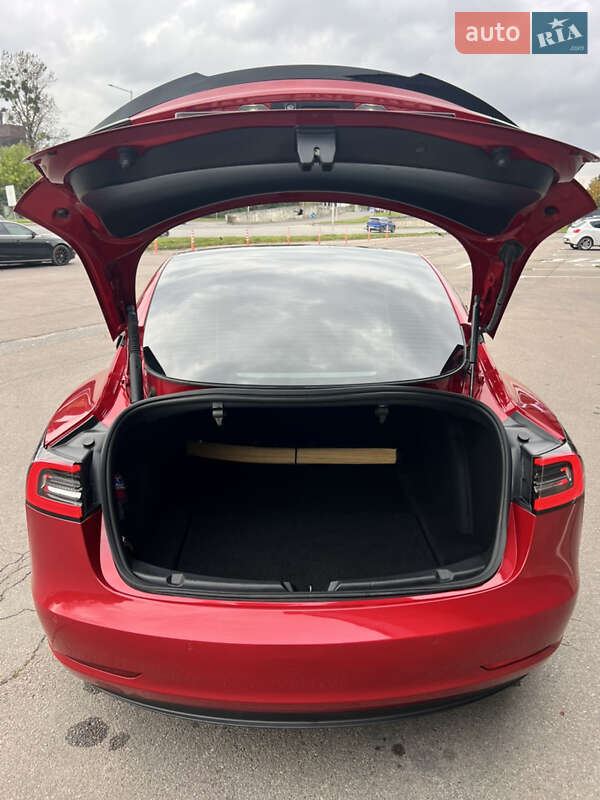 Tesla Model 3 2022