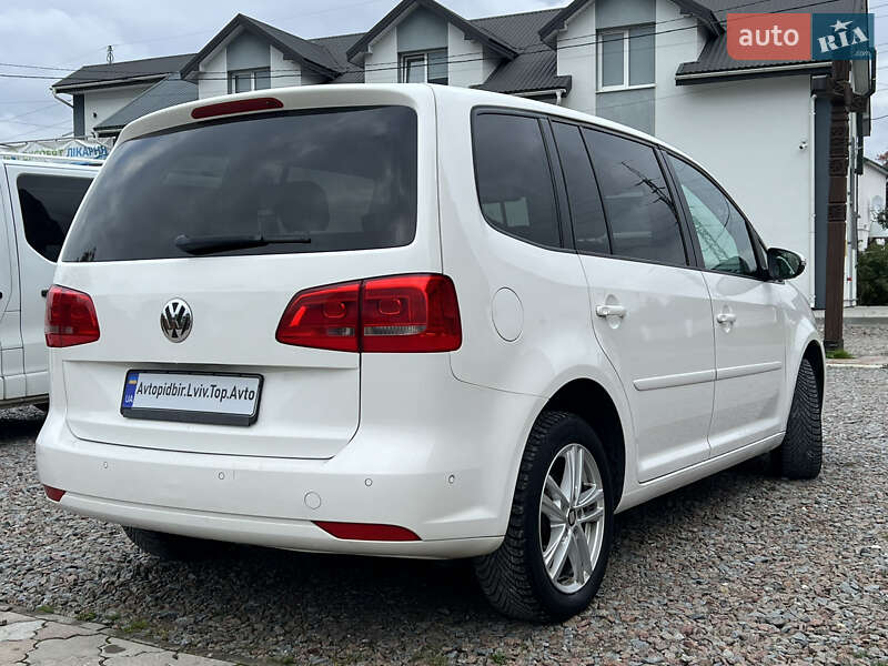 Volkswagen Touran 2012