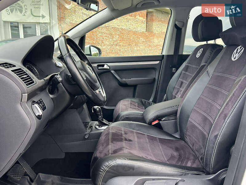 Volkswagen Touran 2012