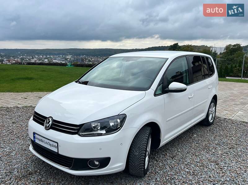 Volkswagen Touran 2012