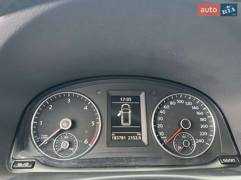 Volkswagen Touran 2012