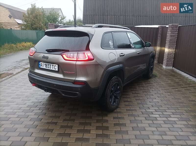 Jeep Cherokee 2020