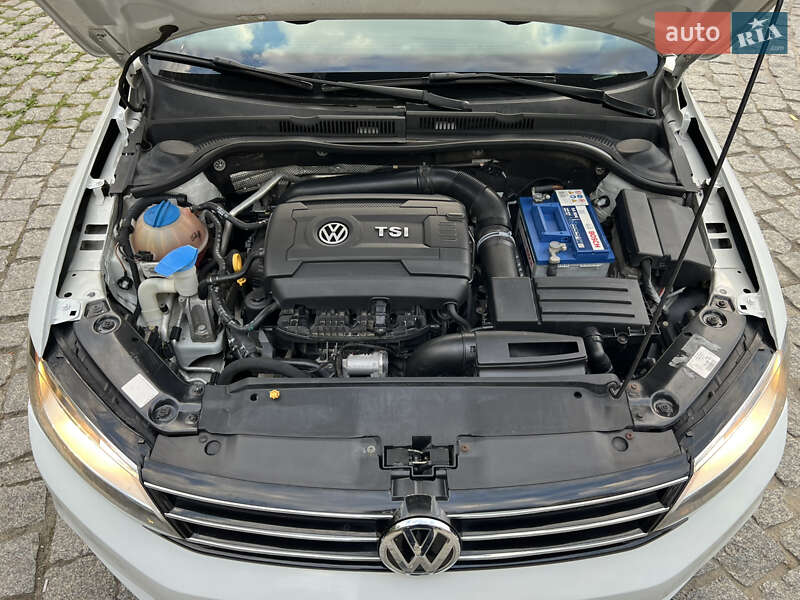Volkswagen Jetta 2015