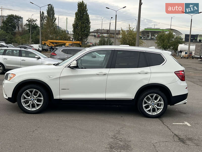 BMW X3 2011