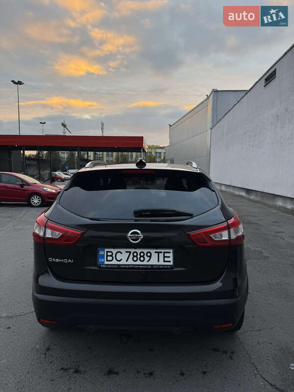 Nissan Qashqai 2015