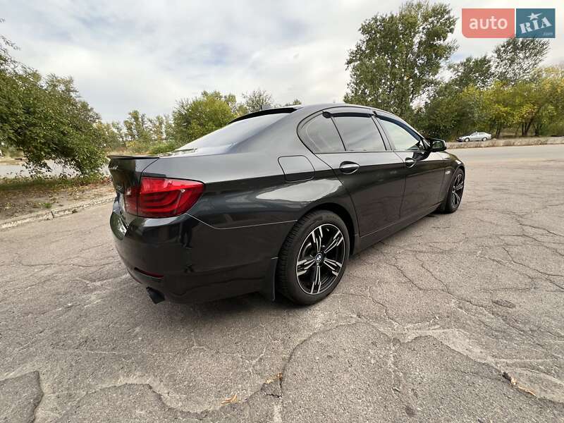 BMW 5 Series 2012
