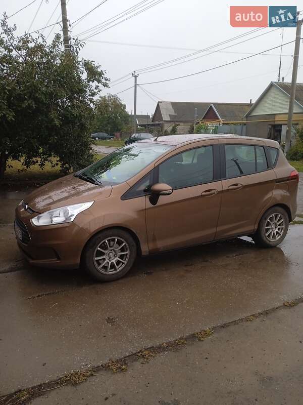 Ford B-Max 2013