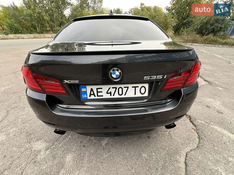 BMW 5 Series 2012