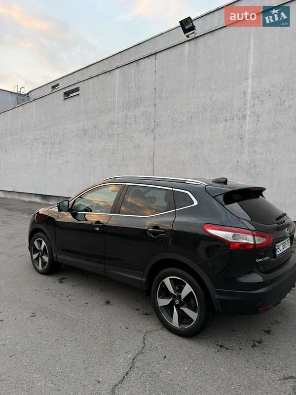 Nissan Qashqai 2015