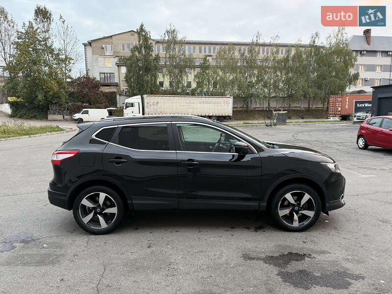 Nissan Qashqai 2015