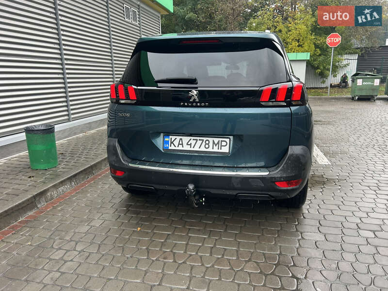 Peugeot 5008 2017