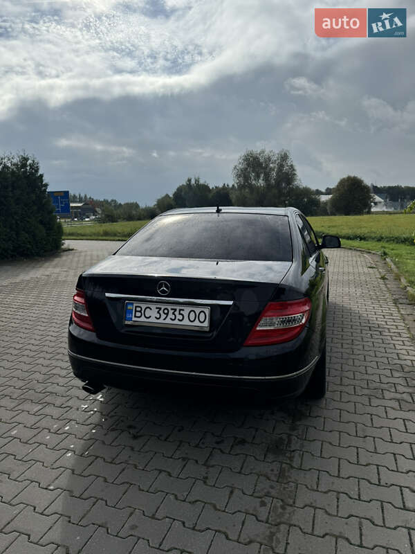 Mercedes-Benz C-Class 2008