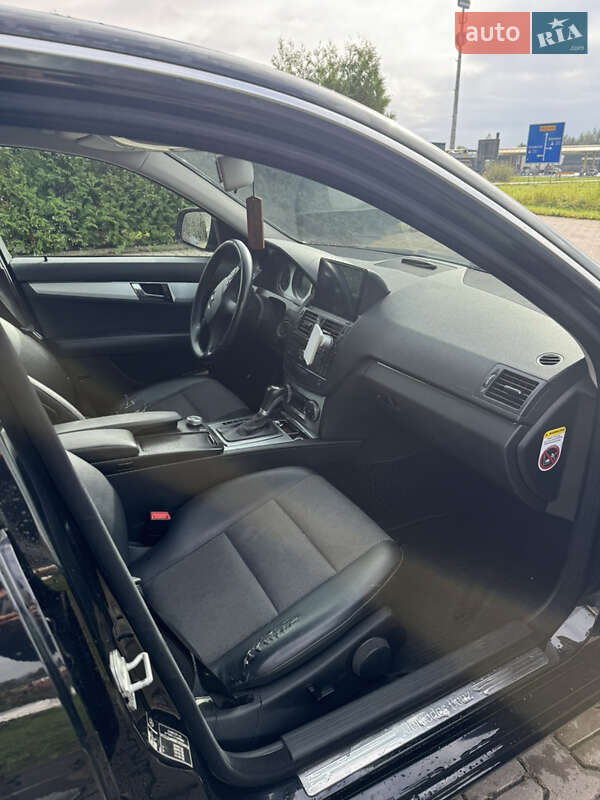 Mercedes-Benz C-Class 2008