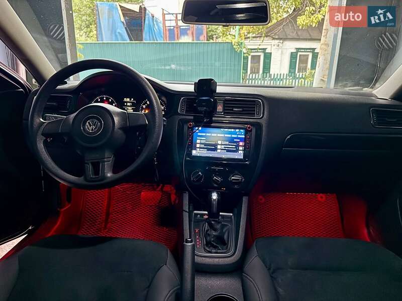 Volkswagen Jetta 2013