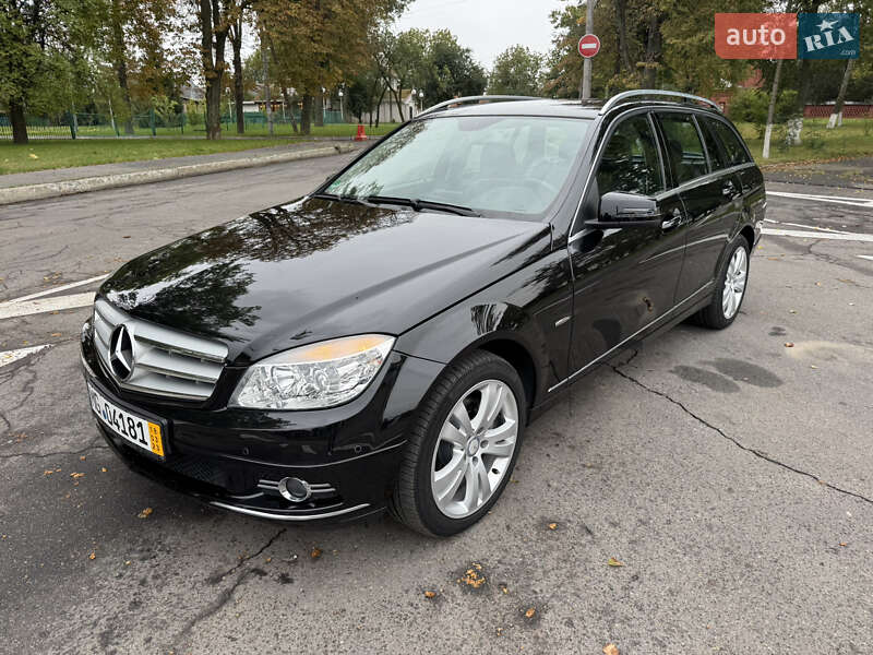 Mercedes-Benz C-Class 2009