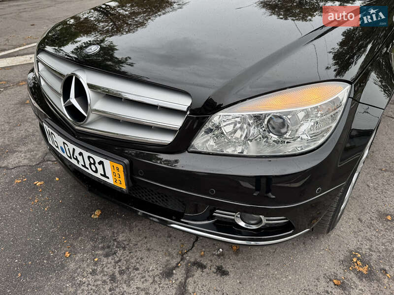 Mercedes-Benz C-Class 2009