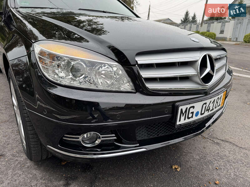 Mercedes-Benz C-Class 2009