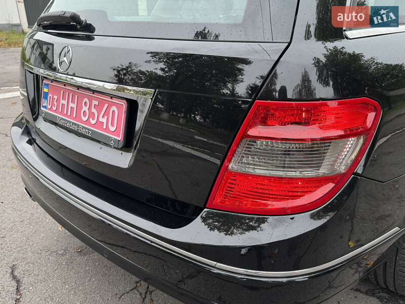 Mercedes-Benz C-Class 2009