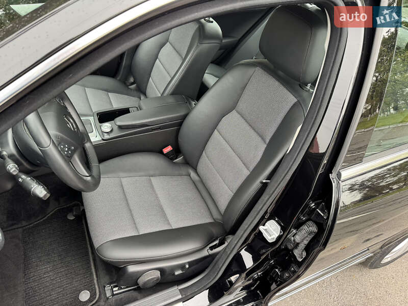 Mercedes-Benz C-Class 2009