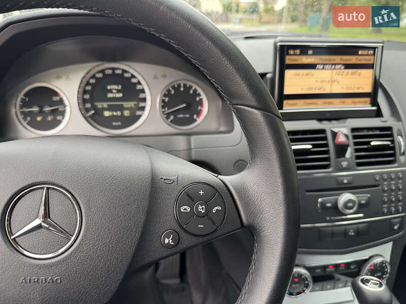 Mercedes-Benz C-Class 2009