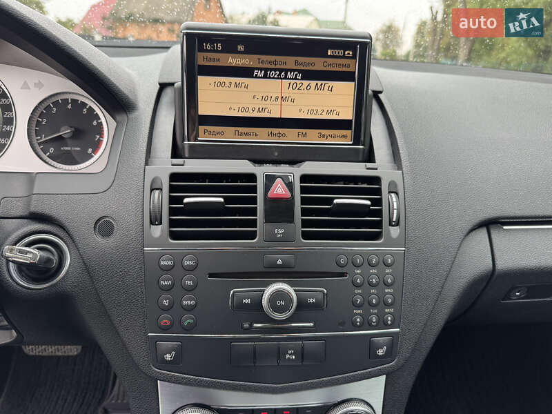 Mercedes-Benz C-Class 2009