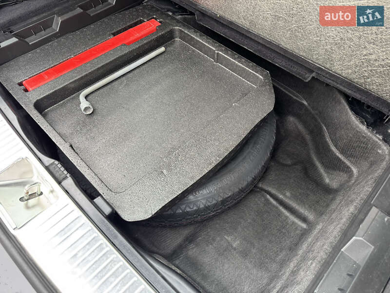 Mercedes-Benz C-Class 2009