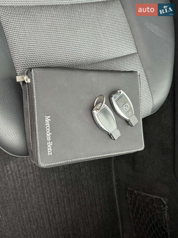 Mercedes-Benz C-Class 2009