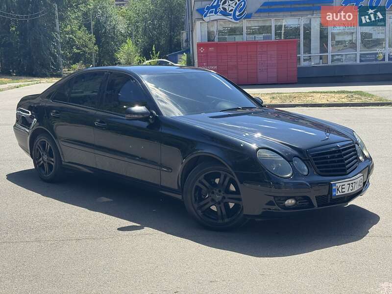 Mercedes-Benz E-Class 2008