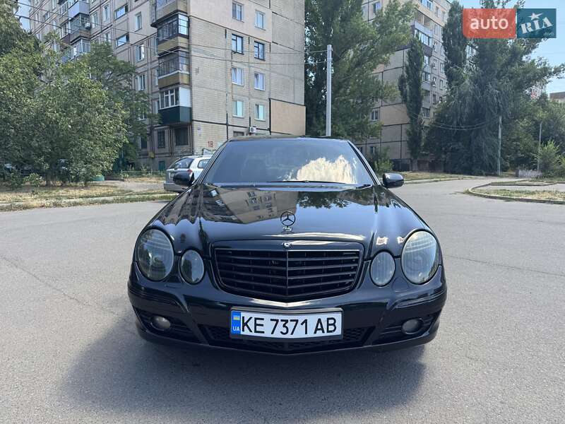 Mercedes-Benz E-Class 2008