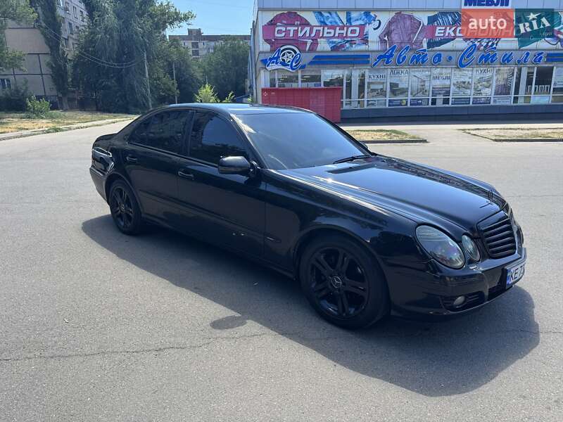 Mercedes-Benz E-Class 2008
