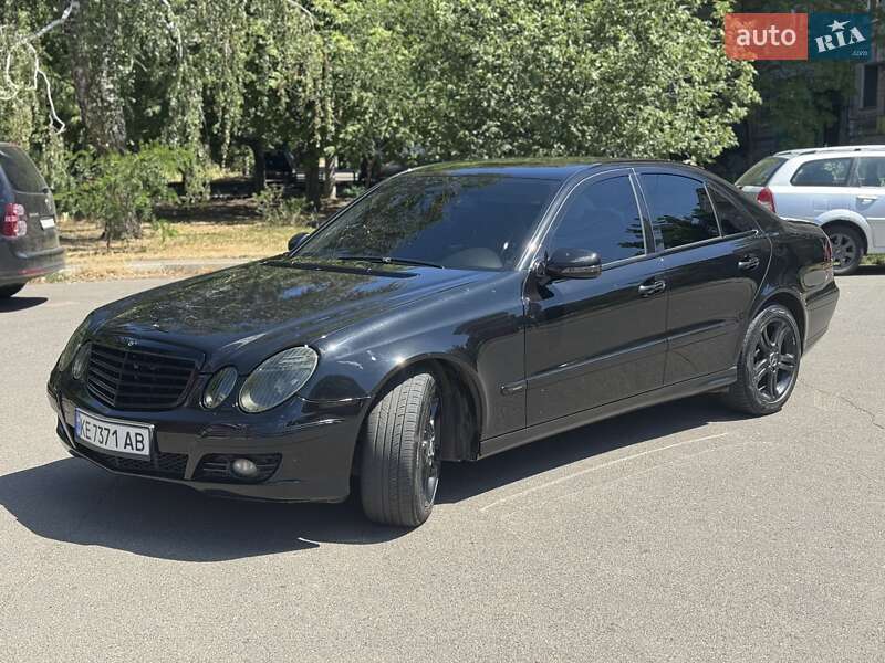 Mercedes-Benz E-Class 2008