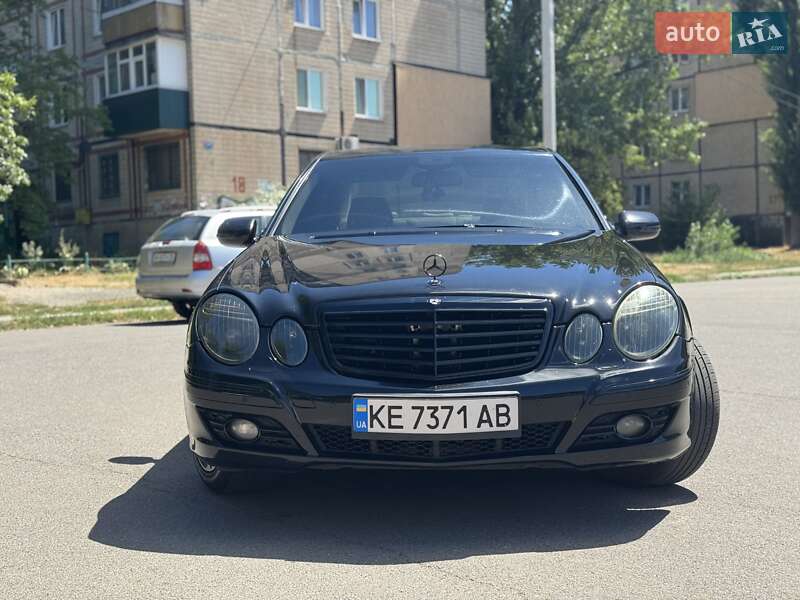 Mercedes-Benz E-Class 2008