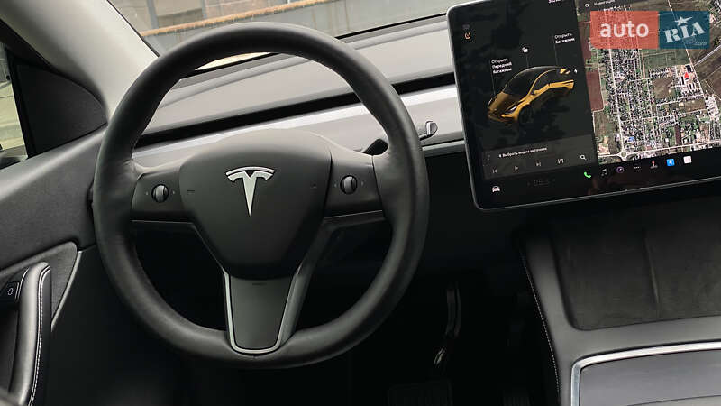 Tesla Model Y 2021