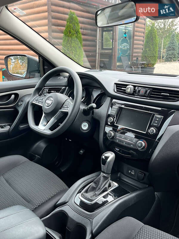 Nissan Rogue Sport 2021