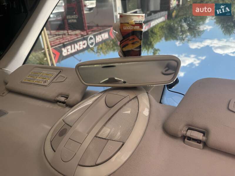 Mercedes-Benz E-Class 2008