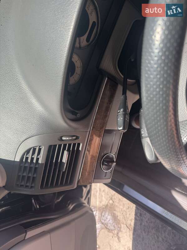 Mercedes-Benz E-Class 2008